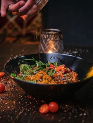 cooked-vegetarian-bowl-of-plov-on-a-wooden-table-2025-01-25-01-22-52-utc.jpg cooked-vegetarian-bowl-of-plov-on-a-wooden-table-2025-01-25-01-22-52-utc.jpg